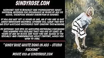 Sindy Rose White schlong in the bum - studio fucking