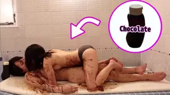 バレンタインに全身チョコSEXをプレゼントしてきた彼女がエロい。Chocolate slick sex in the bathroom on valentine's day