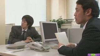 Two Guys Fuck And Creampie Aiko Hirose At The Office